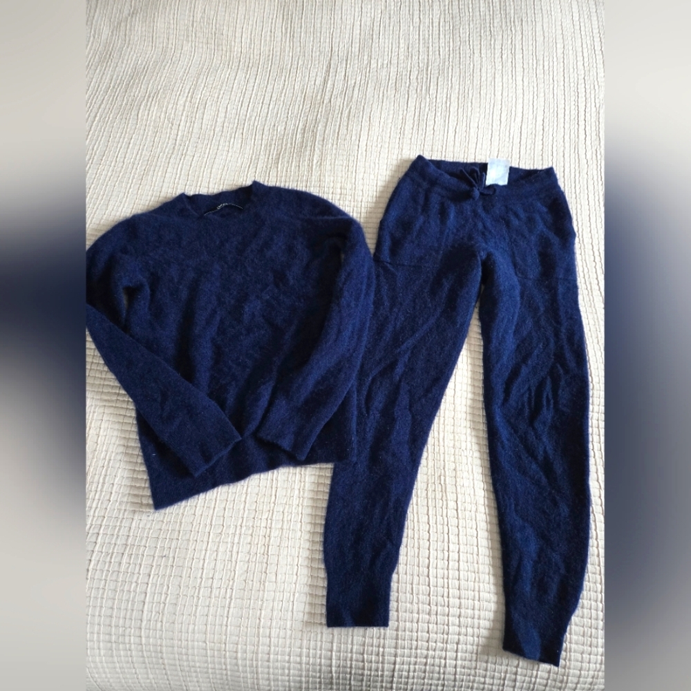 Quince Washable Cashmere Hoodie & Jogger Bundle
